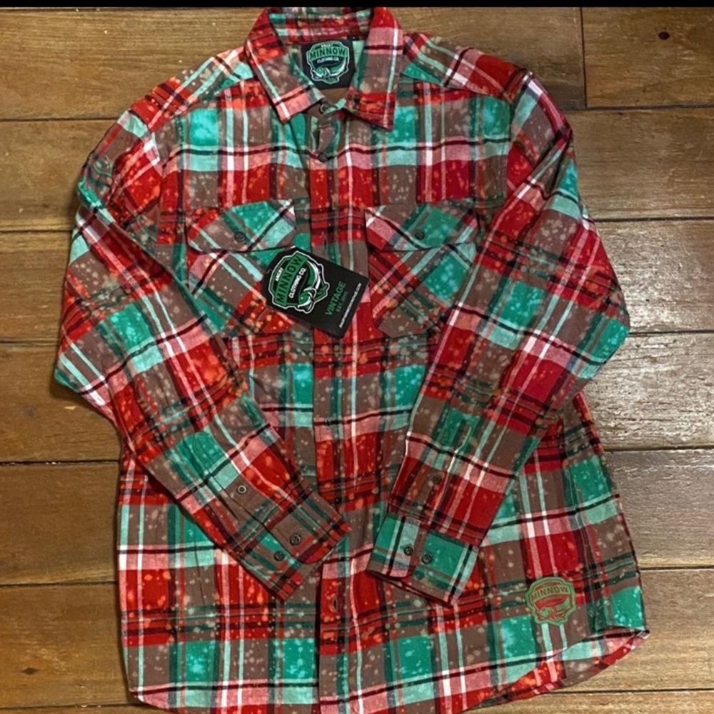 Vintage Christmas Plaid Button Down Shirt in Red and Green - Picture 2 of 6